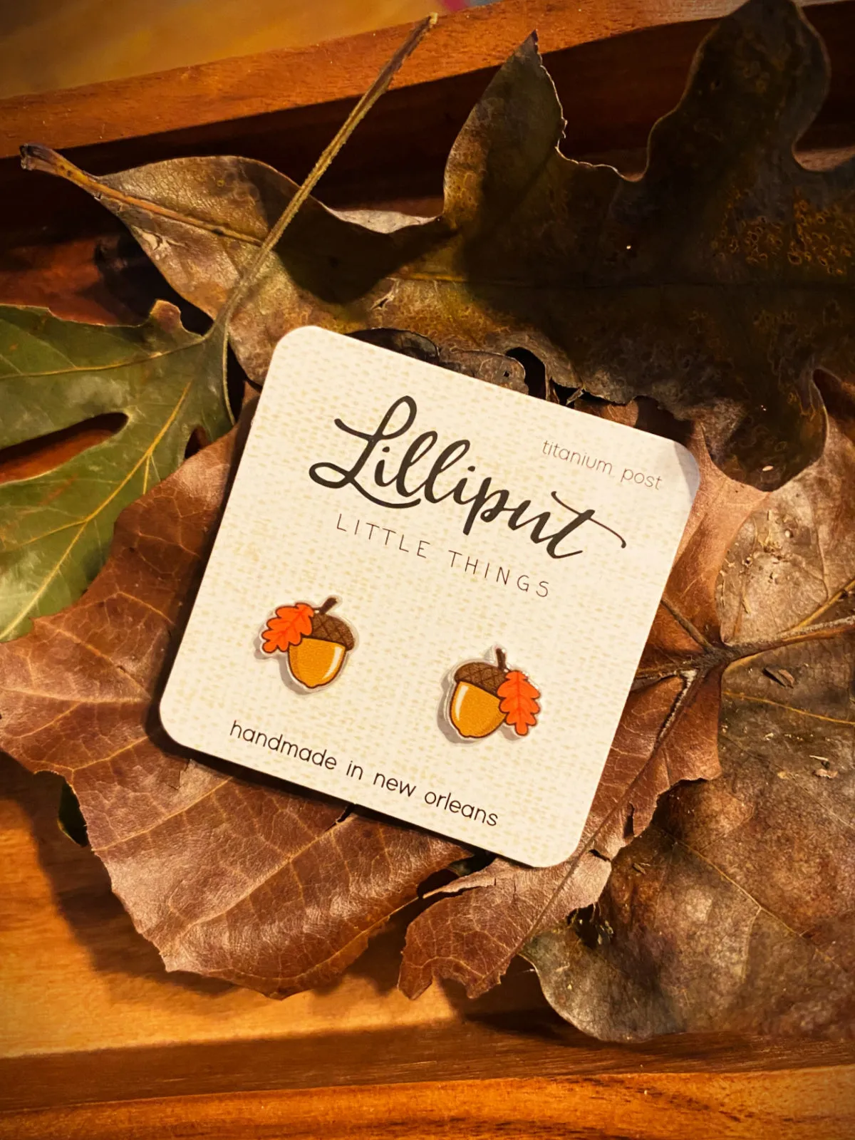 Acorn & Leaf Posts by Lilliput Little Things