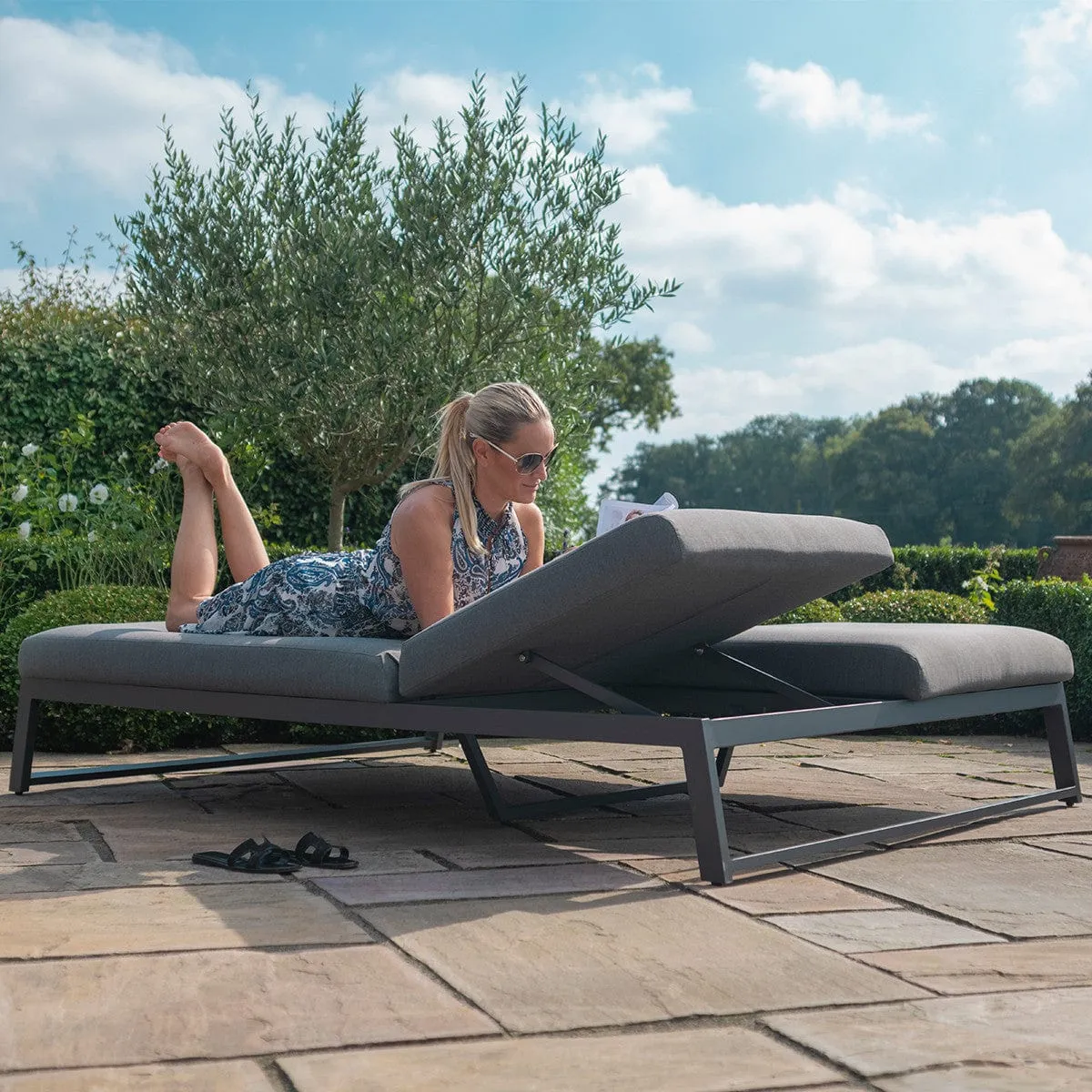 Allure Double Sunlounger / Flanelle