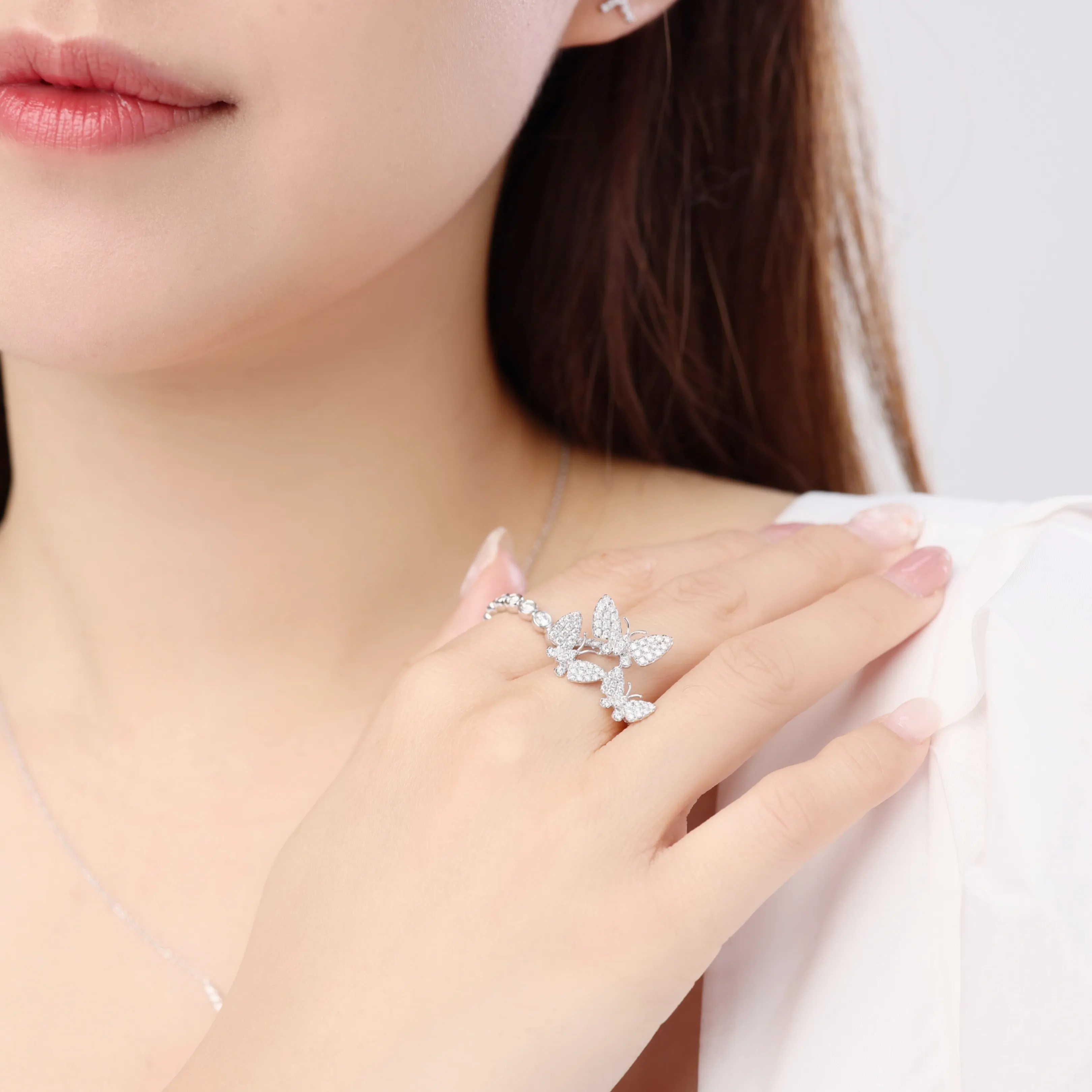 BLOSSOM BUTTERFLY DIAMOND RING