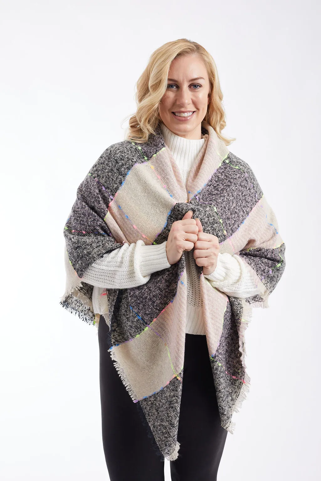 Carla - Blanket Scarf