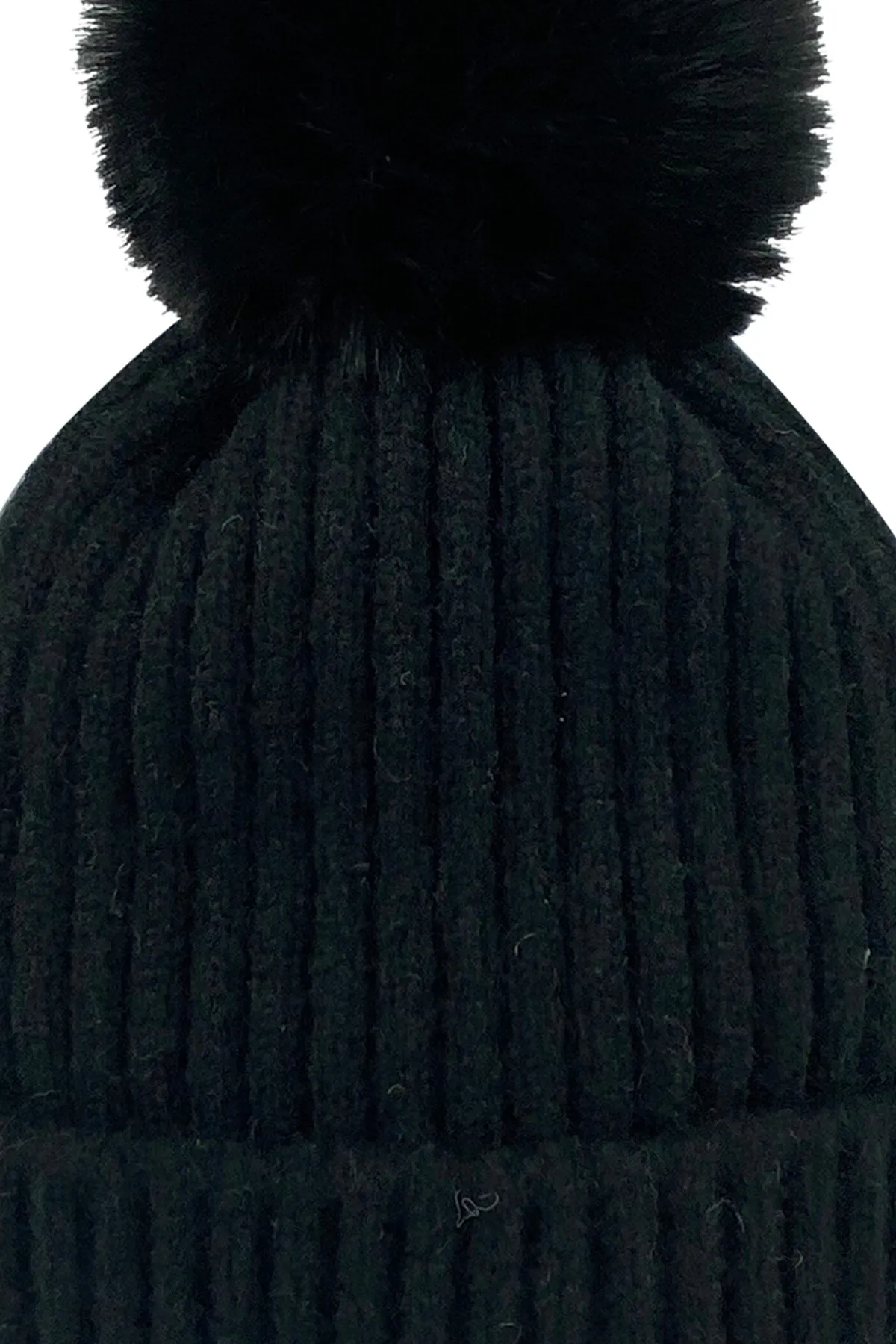 CITY BEANIE WITH FAUX POM