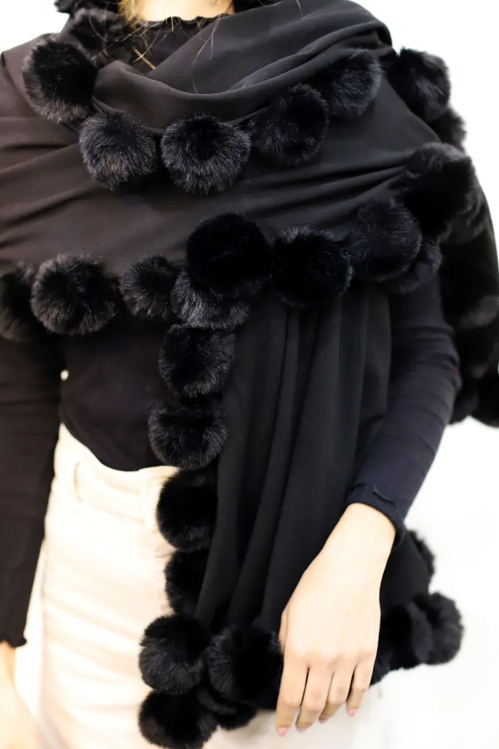 La Fiorentina Wrap /w Faux Pom-Pom Detail - Black